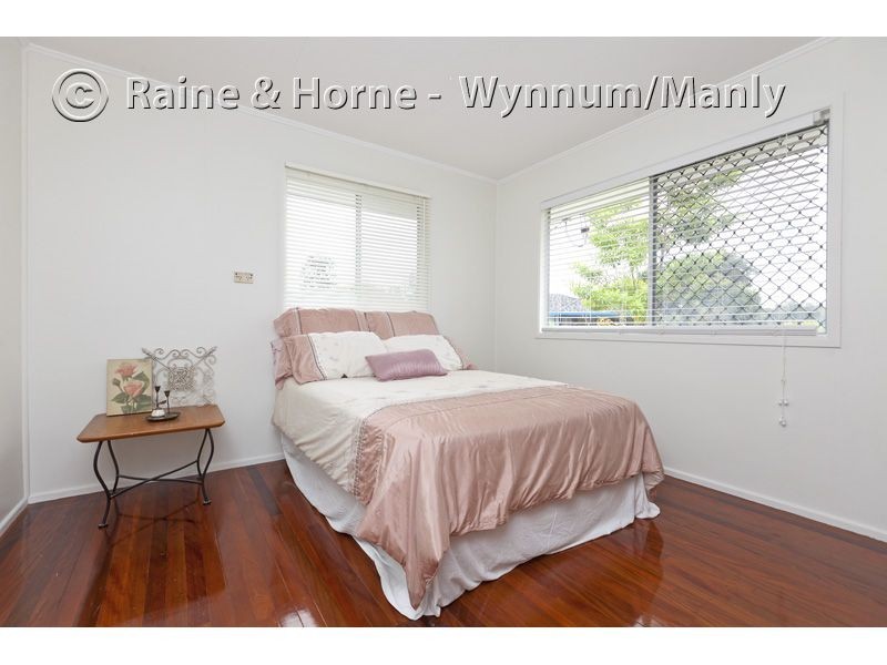 12 Sorrento Street, Wynnum West QLD 4178