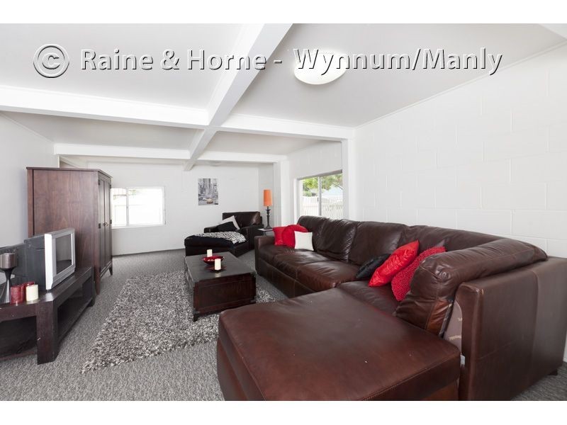 12 Sorrento Street, Wynnum West QLD 4178