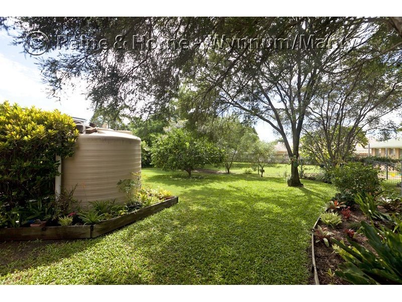 8 Duval Street, Wynnum West QLD 4178