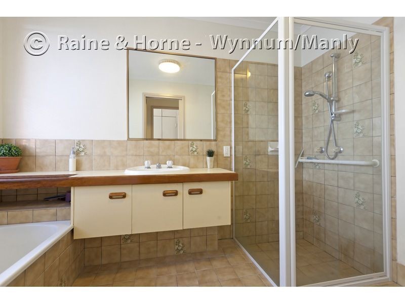 8 Duval Street, Wynnum West QLD 4178