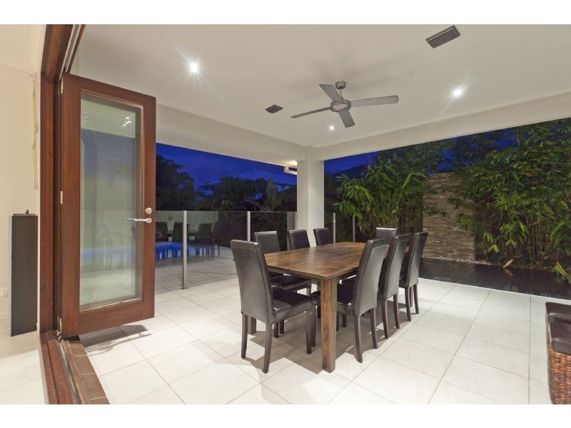 32 Red Gum Crescent, Wakerley QLD 4154