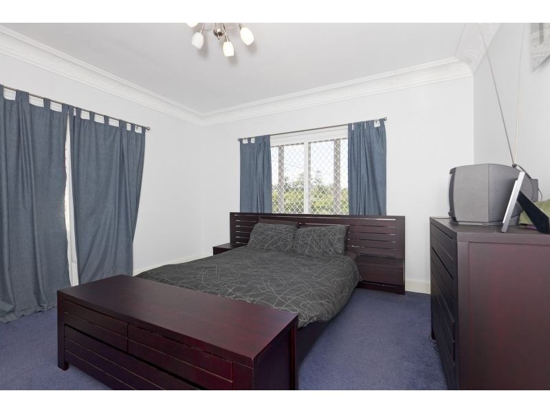 442 Tingal Road, Wynnum QLD 4178