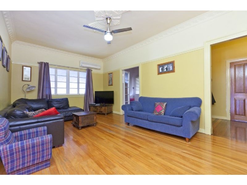 188 Wynnum North Road, Wynnum QLD 4178