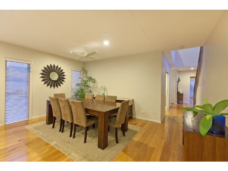 86 Cedar Street, Wynnum QLD 4178