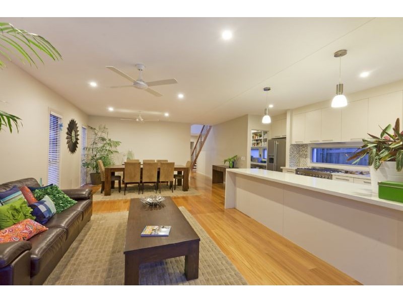 86 Cedar Street, Wynnum QLD 4178