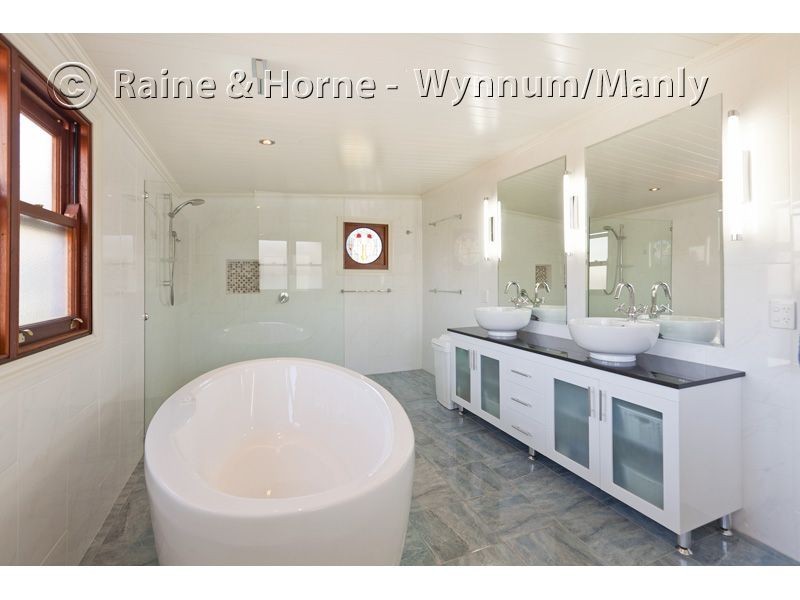 36 Waterview Avenue, Wynnum QLD 4178