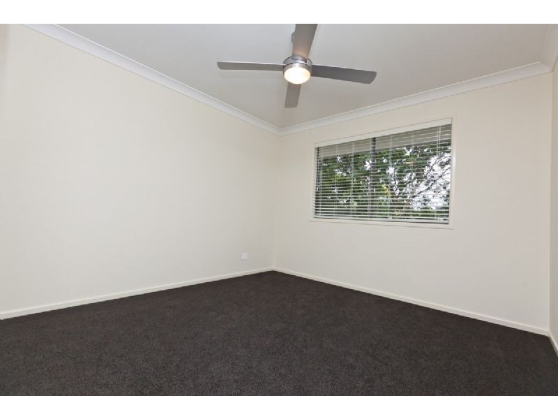 11 Wassell Street, Wynnum QLD 4178