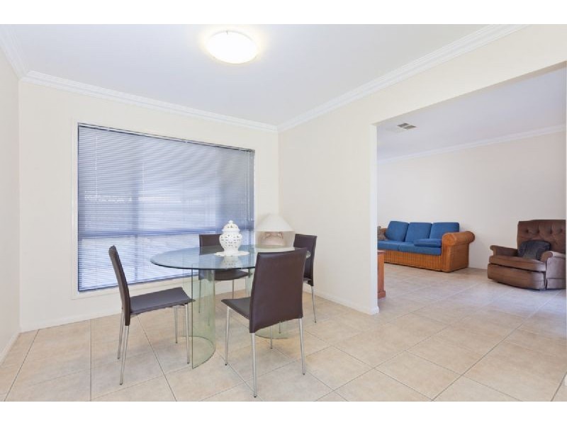 7 John Street, Manly West QLD 4179