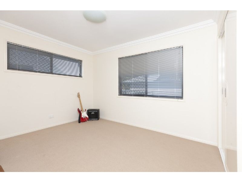 7 John Street, Manly West QLD 4179