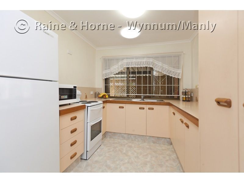 8 Duval Street, Wynnum West QLD 4178