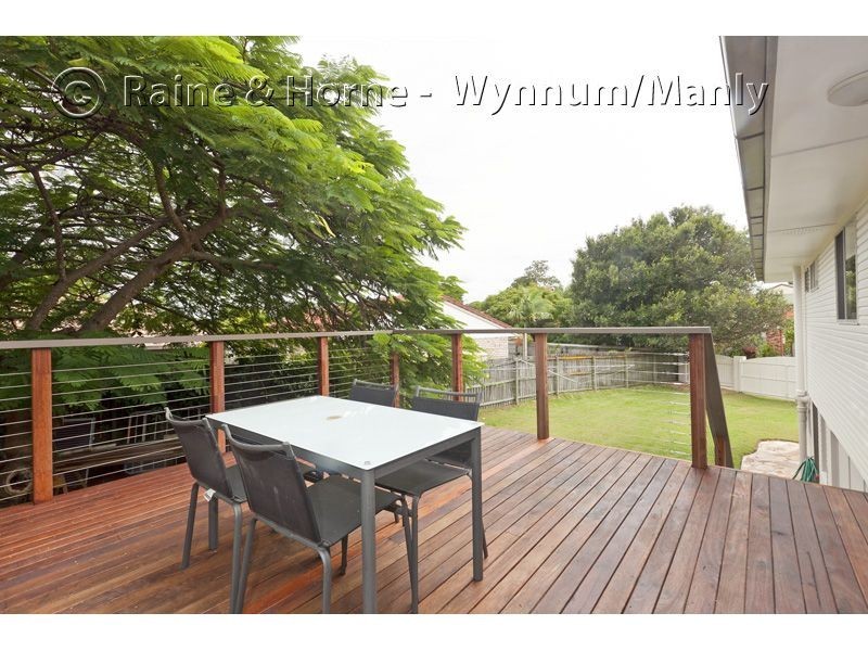 12 Sorrento Street, Wynnum West QLD 4178
