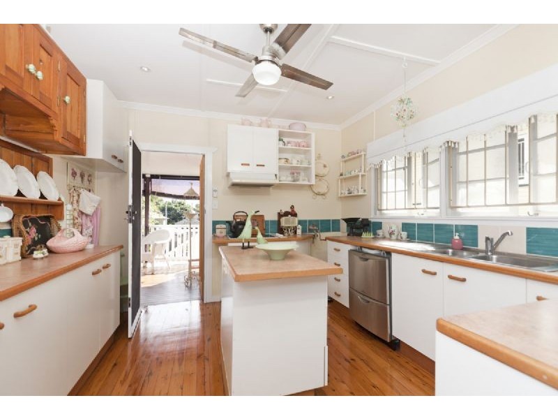 23 Ryder Street, Wynnum QLD 4178