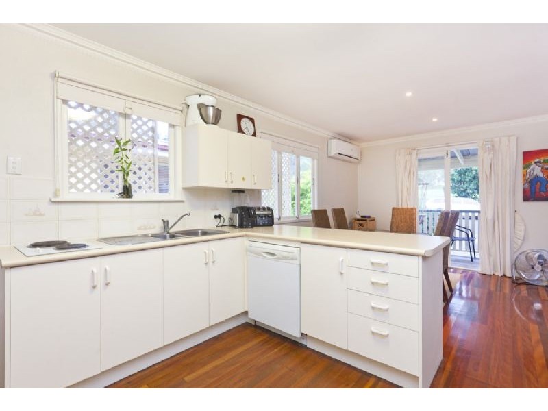 173 OCEANA TCE, Lota QLD 4179