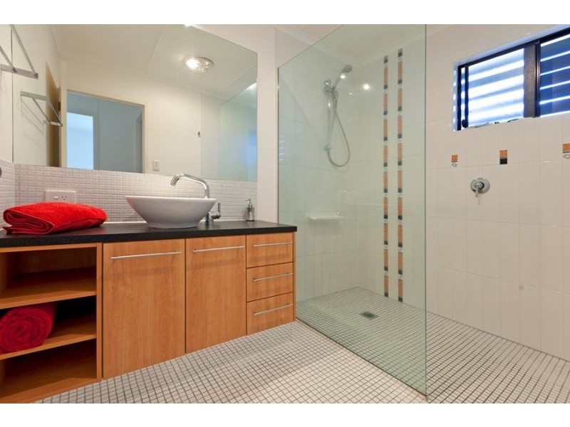 28 Peranga Street, Manly QLD 4179