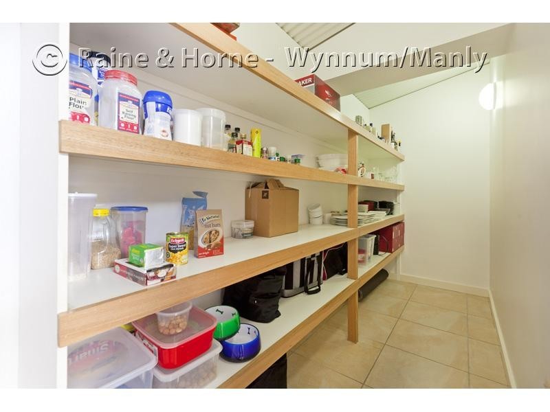 166 Hindes Street, Lota QLD 4179