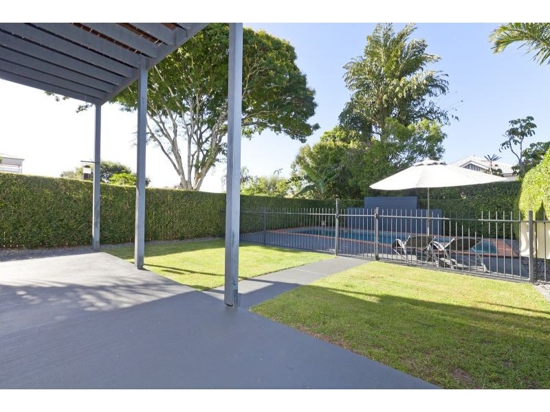 34 Boswell Terrace, Manly QLD 4179