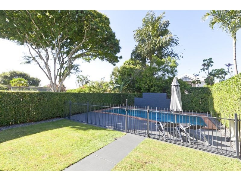 34 Boswell Terrace, Manly QLD 4179