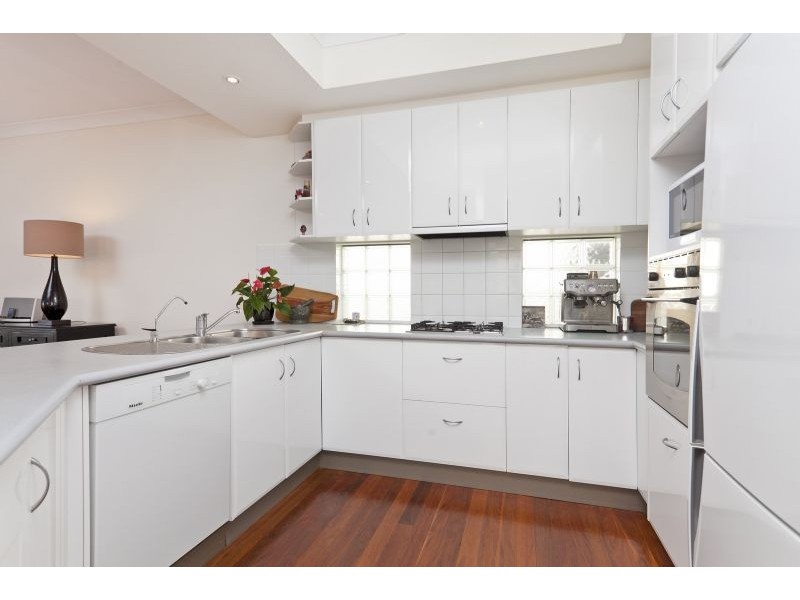 34 Boswell Terrace, Manly QLD 4179
