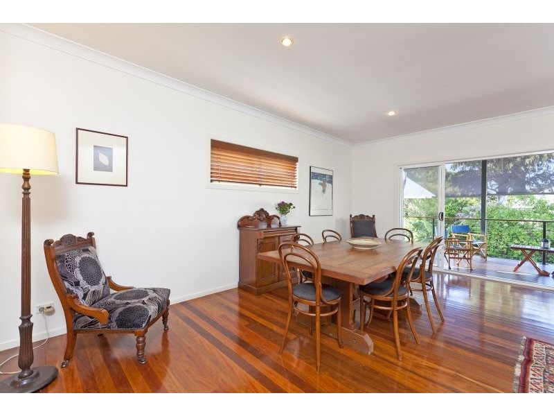 34 Boswell Terrace, Manly QLD 4179