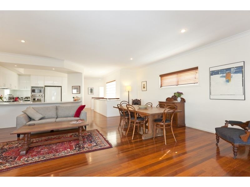 34 Boswell Terrace, Manly QLD 4179
