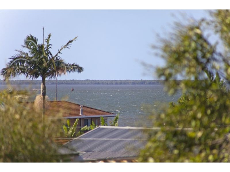 34 Boswell Terrace, Manly QLD 4179