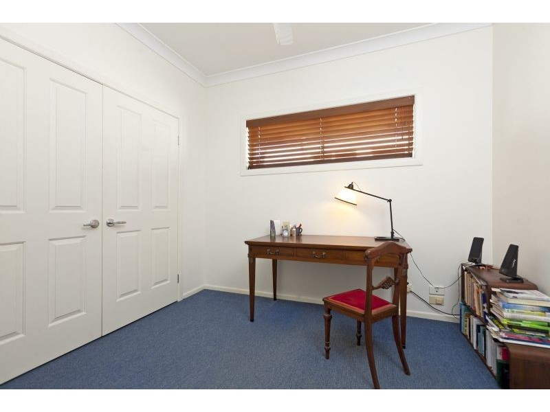 34 Boswell Terrace, Manly QLD 4179