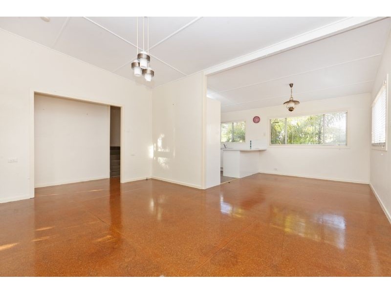 38 Bulgin Avenue, Wynnum West QLD 4178