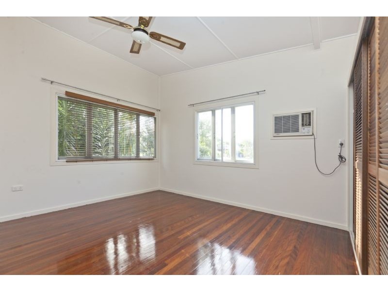 38 Bulgin Avenue, Wynnum West QLD 4178