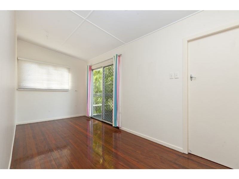 38 Bulgin Avenue, Wynnum West QLD 4178