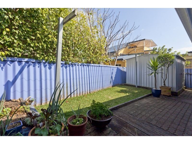 6 Bates Drive, Birkdale QLD 4159