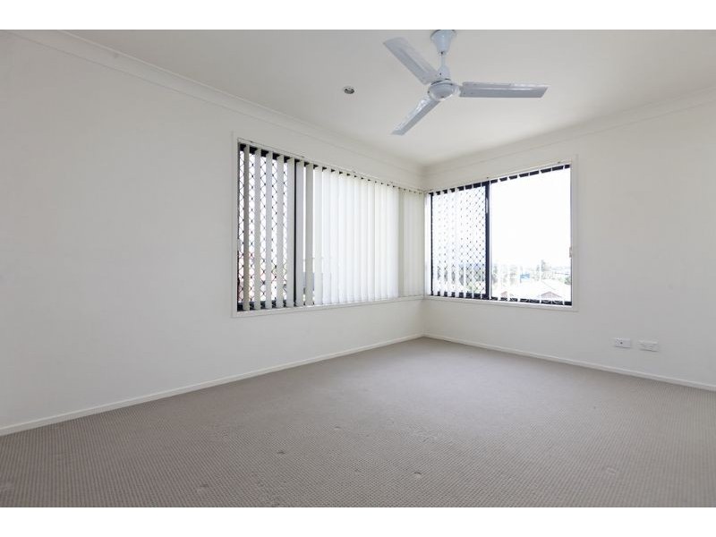 14 Whatmore Place, Manly West QLD 4179