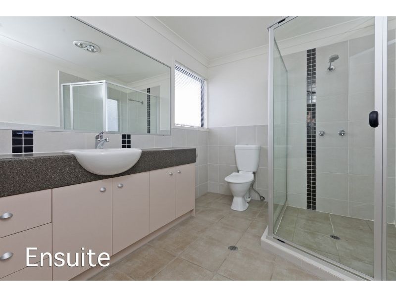 14 Whatmore Place, Manly West QLD 4179