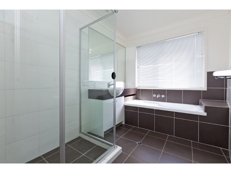 14 Whatmore Place, Manly West QLD 4179
