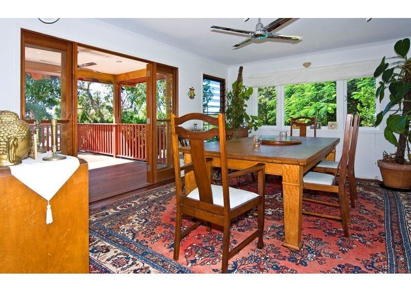 72 Empire Avenue, Manly West QLD 4179
