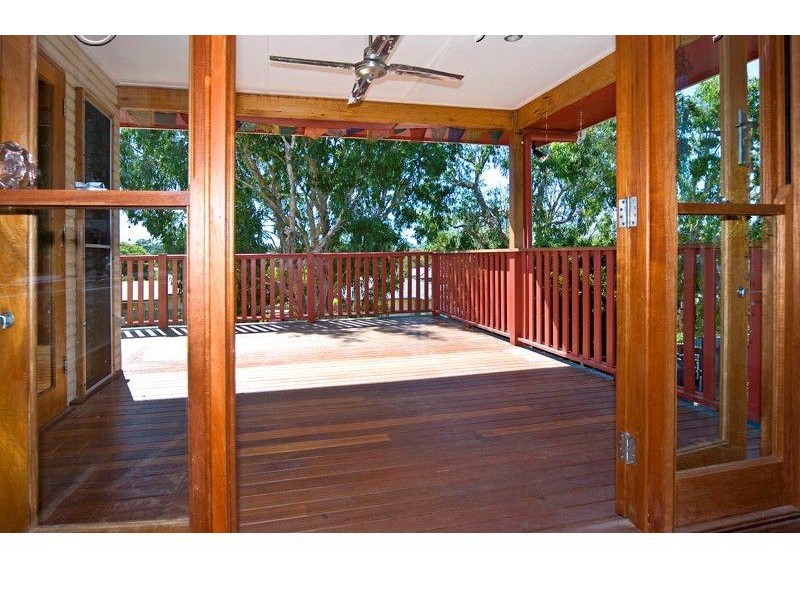 72 Empire Avenue, Manly West QLD 4179