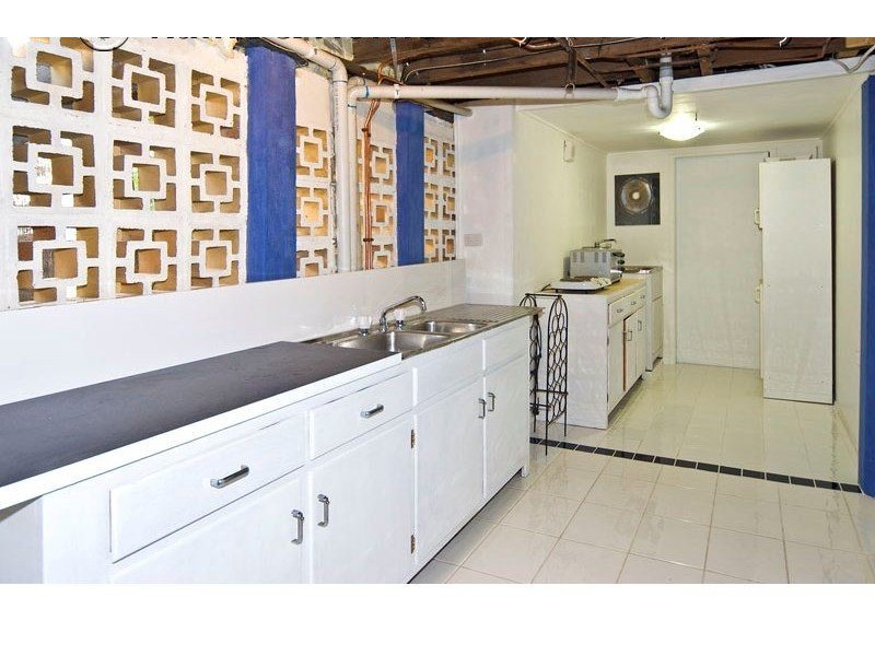 72 Empire Avenue, Manly West QLD 4179