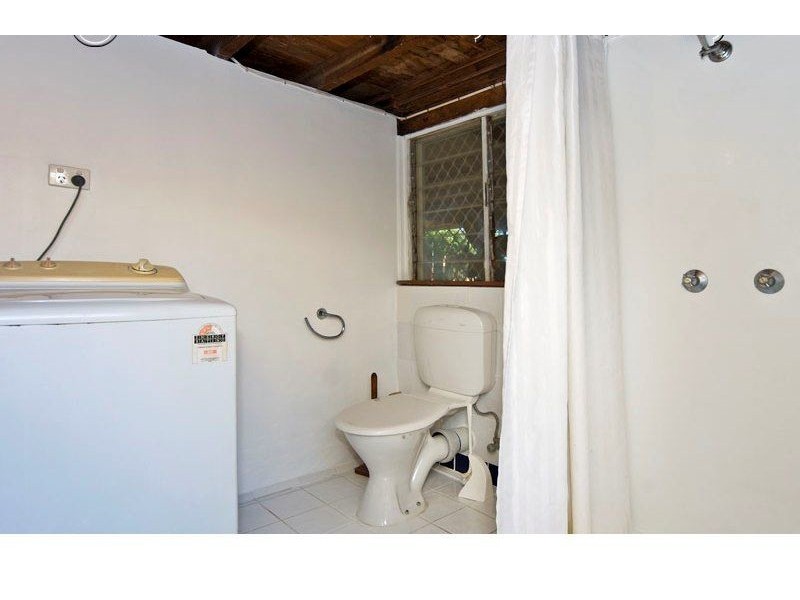 72 Empire Avenue, Manly West QLD 4179