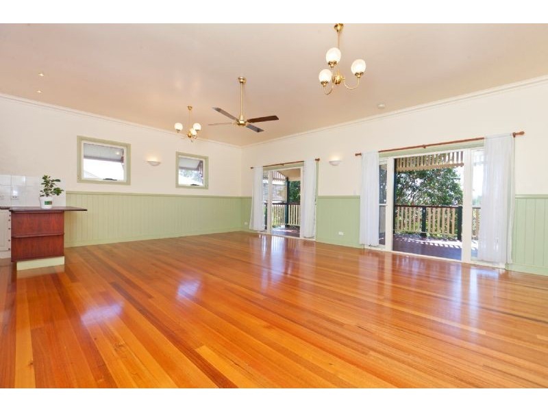103 Cedar Street, Wynnum QLD 4178