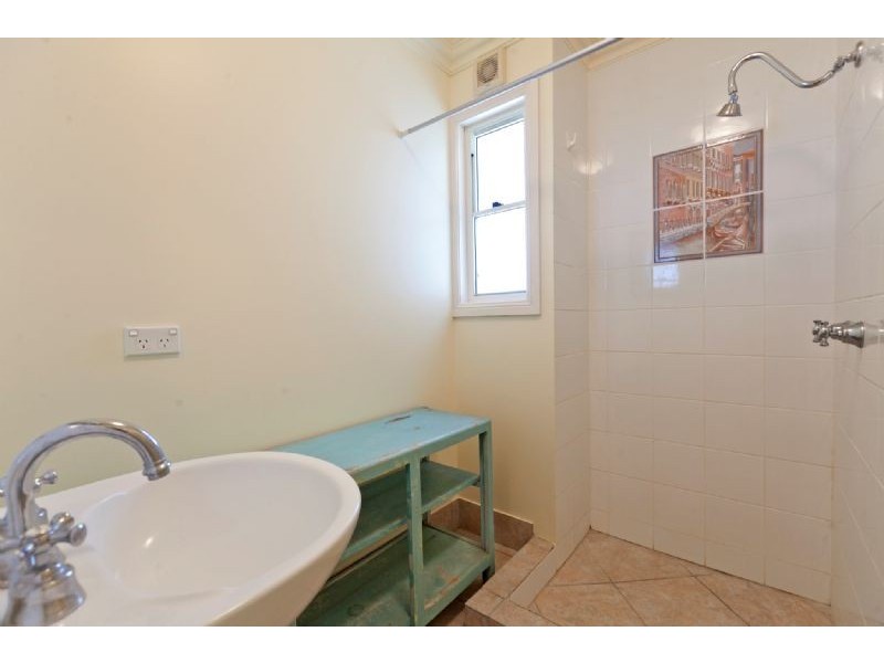 103 Cedar Street, Wynnum QLD 4178