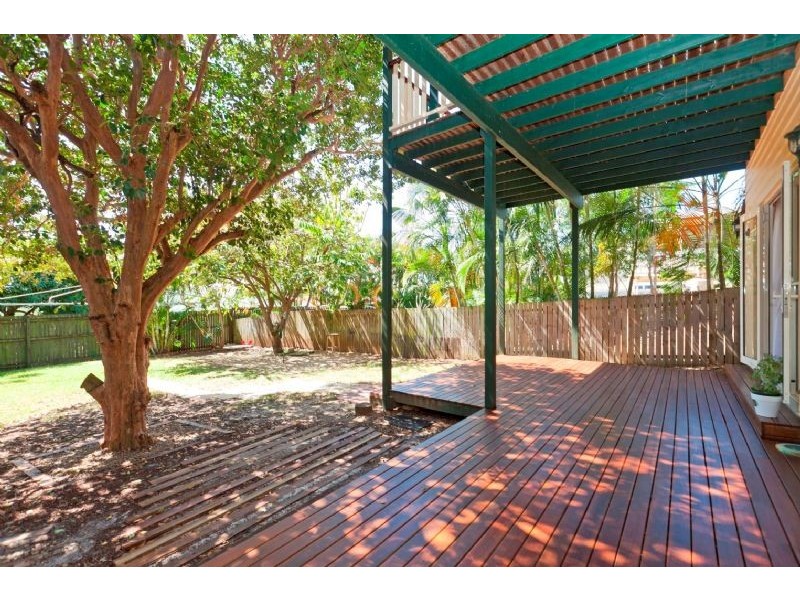 103 Cedar Street, Wynnum QLD 4178