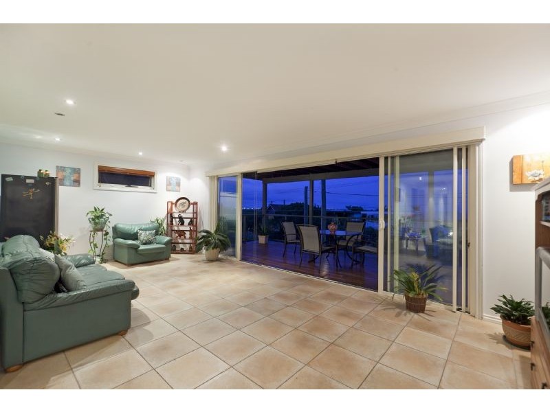 37 Melville Terrace, Wynnum QLD 4178