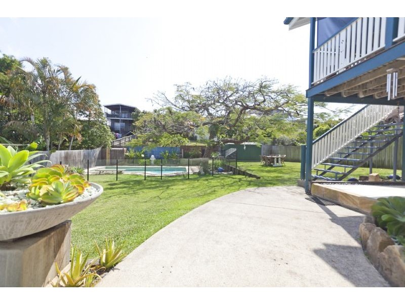 151 Carlton Terrace, Manly QLD 4179