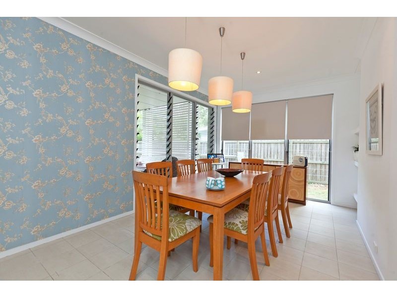 11 Barwin Street, Wakerley QLD 4154