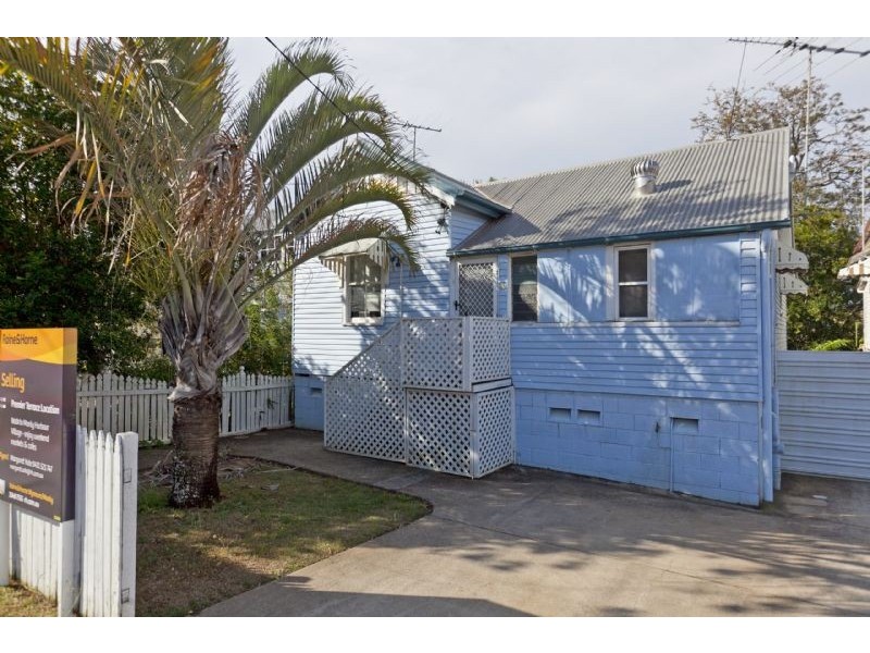 82 Stratton Terrace, Manly QLD 4179