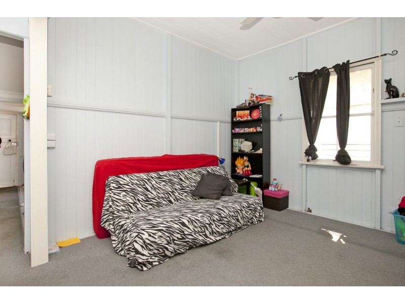 82 Stratton Terrace, Manly QLD 4179