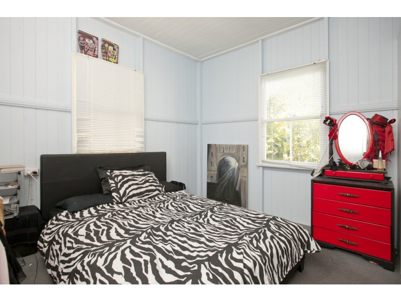 82 Stratton Terrace, Manly QLD 4179