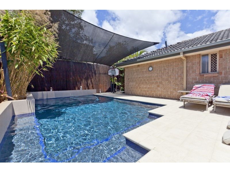 44 School Road, Wynnum West QLD 4178