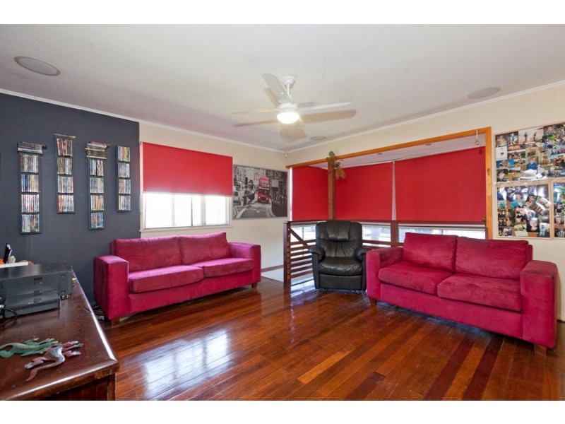 21 North Road, Wynnum West QLD 4178