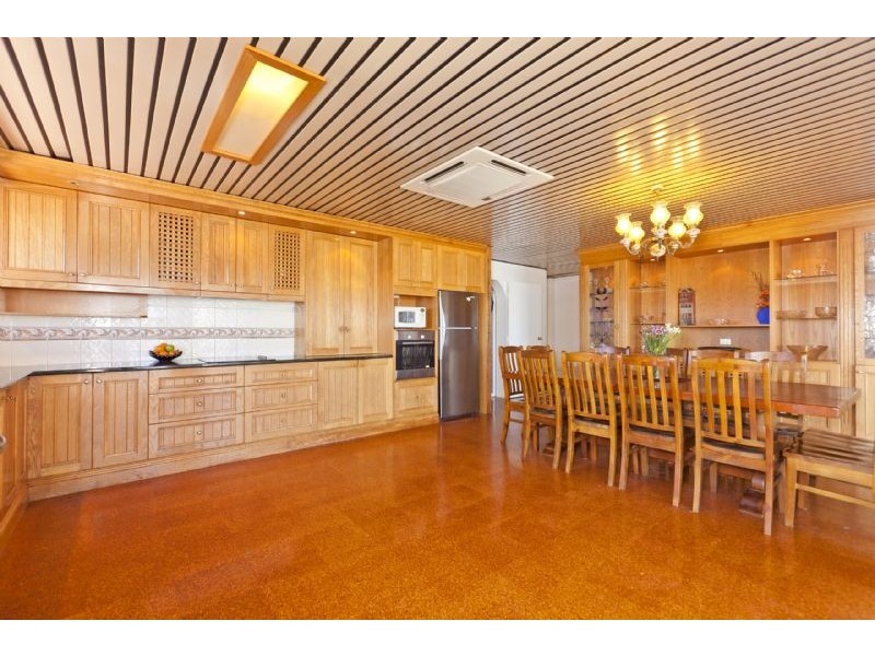 150 Main Road, Wellington Point QLD 4160