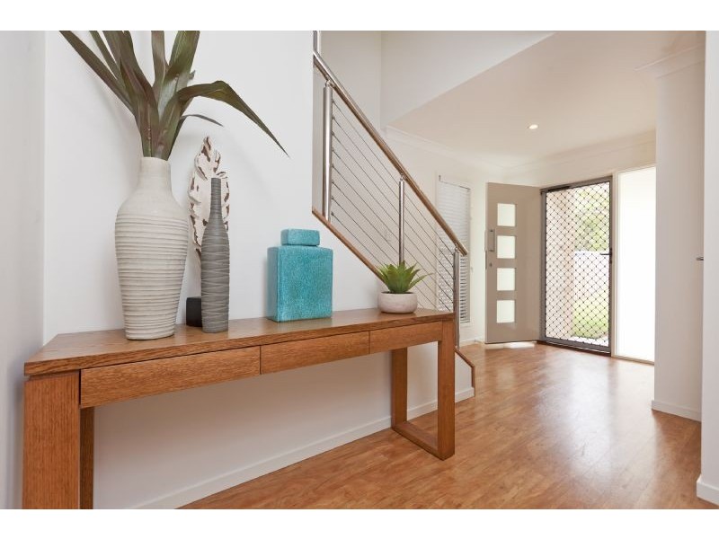 69 Waterview Avenue, Wynnum QLD 4178